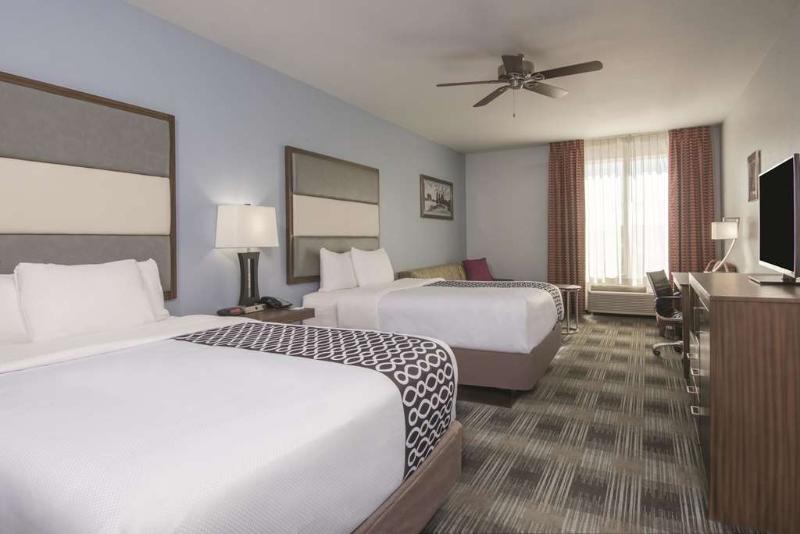 La Quinta By Wyndham Guthrie Hotel Buitenkant foto